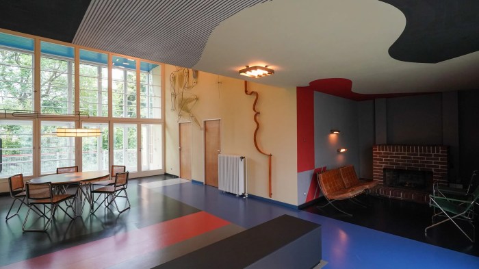 What is bauhaus decorating style